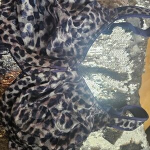 Wacoal Blue and White Bra